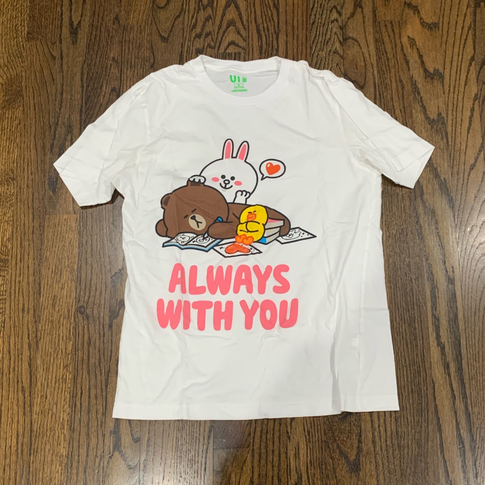 New Uniqlo UT Line Friends Print White Tshirt Asia Fit Size M Unisex